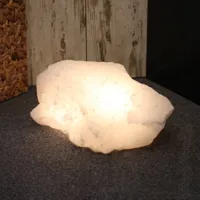wagner life lampadaire en cristal de sel rock white line