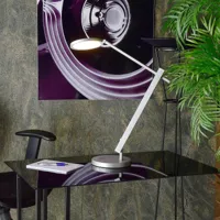 deko-light lampe de bureau led adhara 3-step-dim, argentée