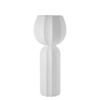 slide - lampadaire d'extérieur cucun en plastique, polyéthène recyclable couleur blanc 112.92 x 190 cm designer lorenza bozzoli made in design