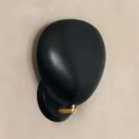 gubi cobra applique design noire